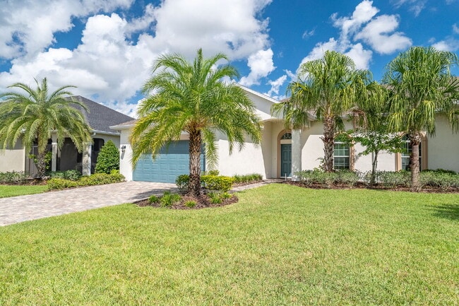 Building Photo - Loren Cove Villa Rental
