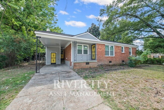 Photo - Big 4 bedroom, 1-Bathroom Home In Frayser!...