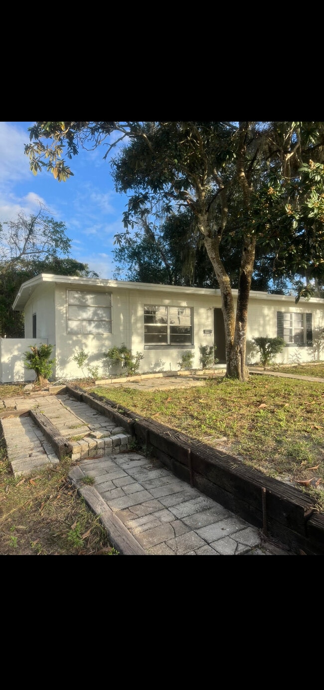 Photo - 617 Danvers St