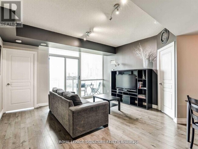 Photo - 220 Burnhamthorpe Rd W Unit 1002