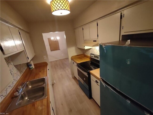 Photo - 6080 Camellia Dr