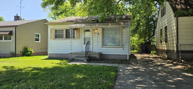 Photo - 11332 Republic Ave