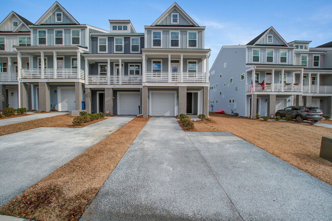 Photo - 314 Laurens Vw Ln Townhome