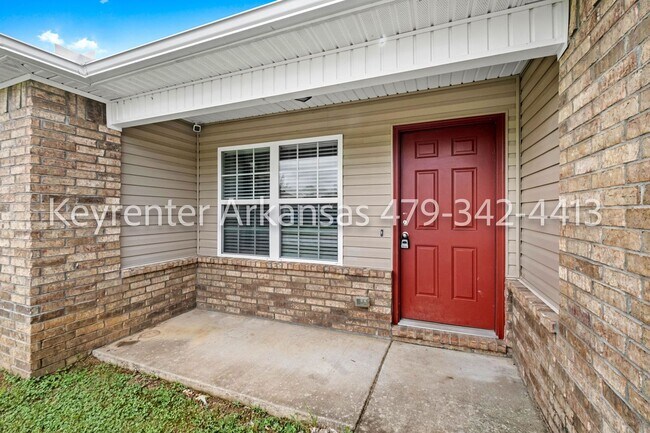 Photo - Beautiful 4-Bedroom Home in Fayetteville – Ideal for Comfortable Living!