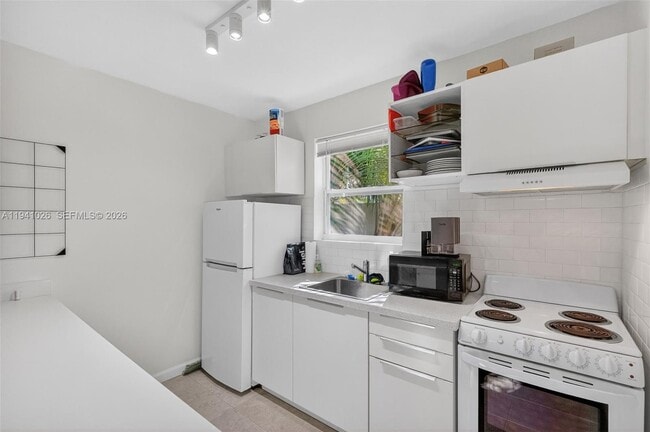 Photo - 3676 Oak Ave Unit 4