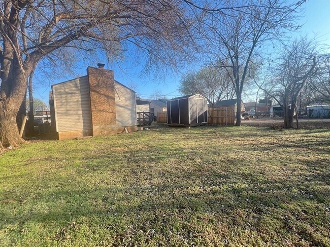 Photo - 1817 Breckenridge Dr