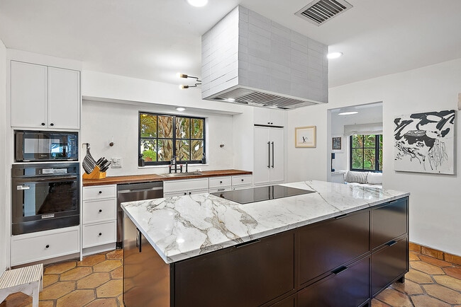 Photo - 1271 Morse Blvd