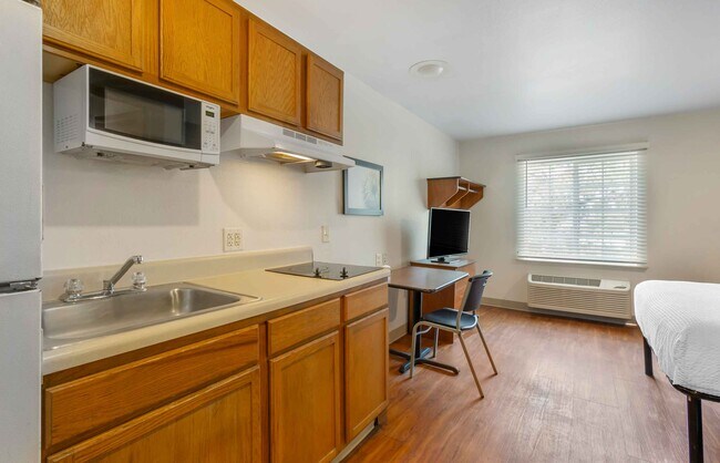 Photo - Furnished Studio-Charleston - North Charle...