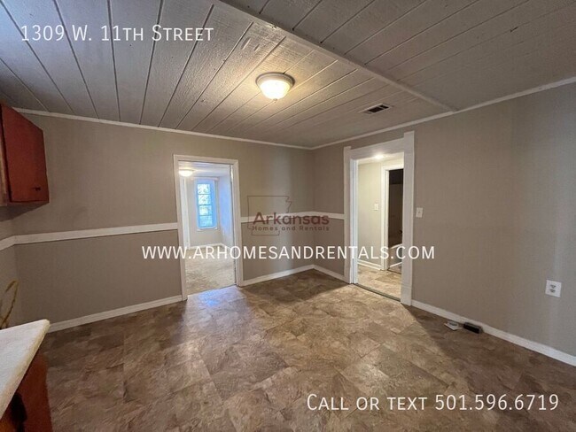 Photo - 1309 W 11th St