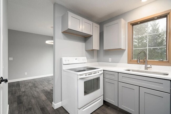 Photo - 411 Belle Aire Dr Unit 411