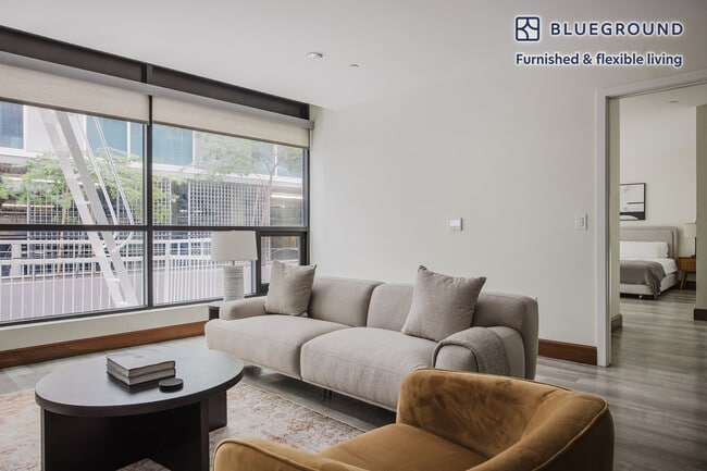 Building Photo - 110 W Ocean Blvd Rental