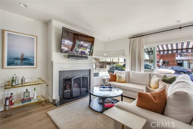 Photo - 327 Anade Ave