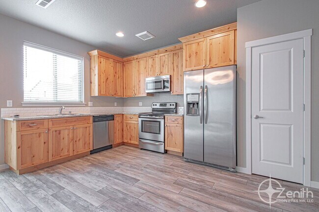1308 NE 82nd Dr