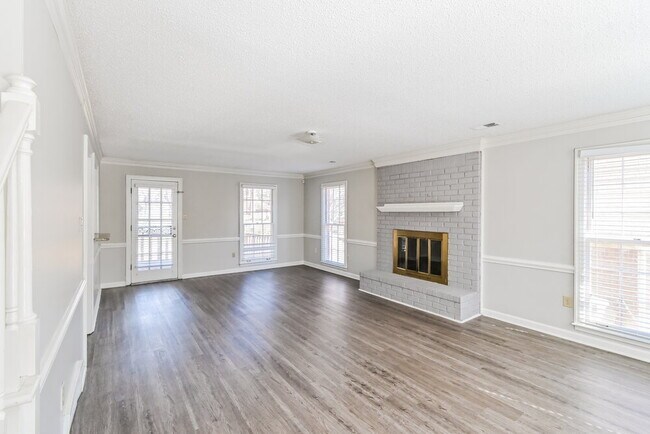 Photo - 7180 Country Oaks Dr