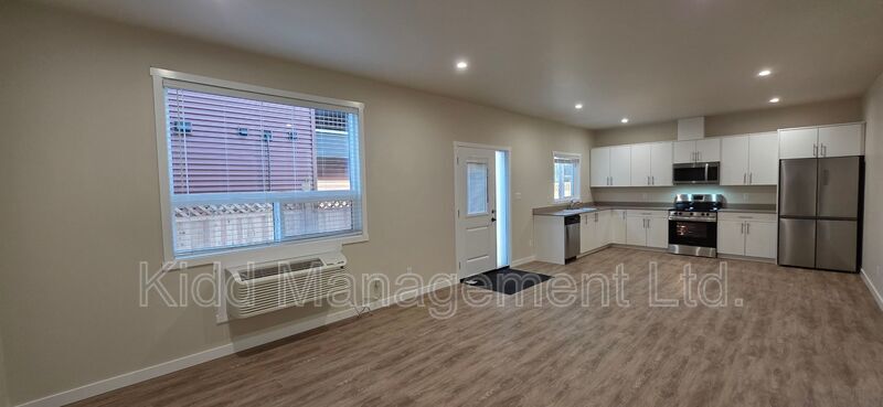 Photo - 1189 Blackburn N Rd