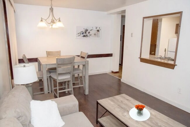 227 Linden Ave Unit 1