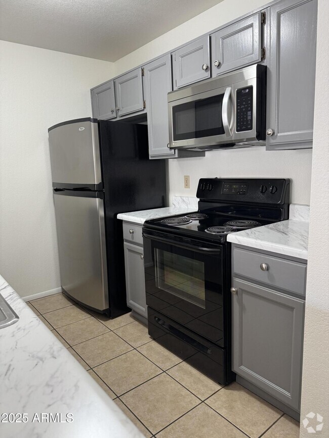 Building Photo - 4114 E Union Hills Dr Rental