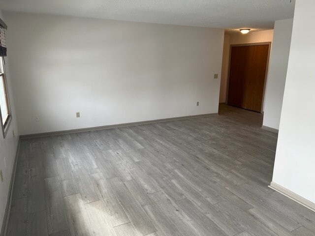 Living Room - 615 N Washington St Unit 613