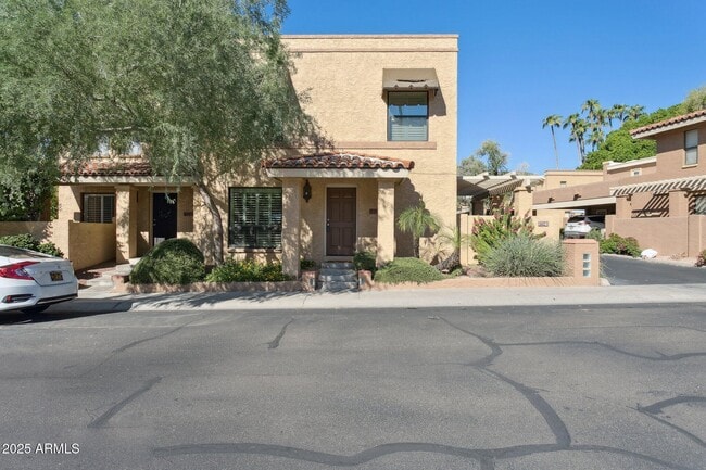 Photo - 10420 N 11th Pl