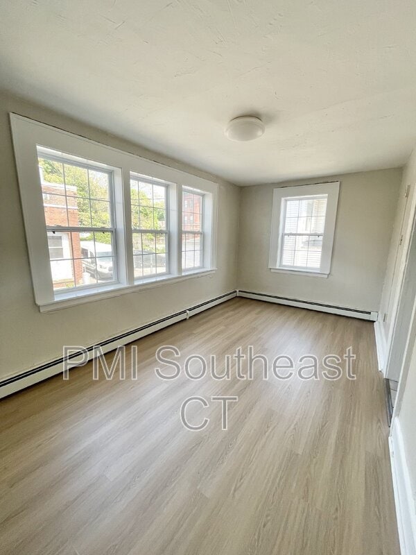 Photo - 92 Truman St Unit Apt 2