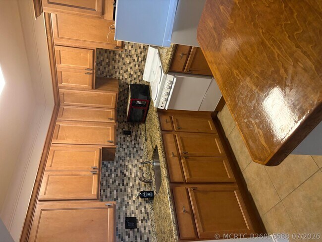 Photo - 2020 Lake Osborne Dr Unit 19