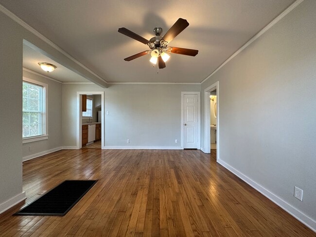 Photo - 4024 MacArthur Dr