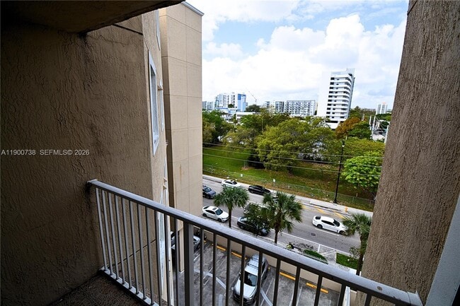 Photo - 102 SW 6th Ave Unidad 501