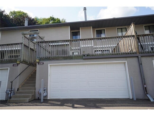 Building Photo - 1240 Wagon Wheel Rd Rental