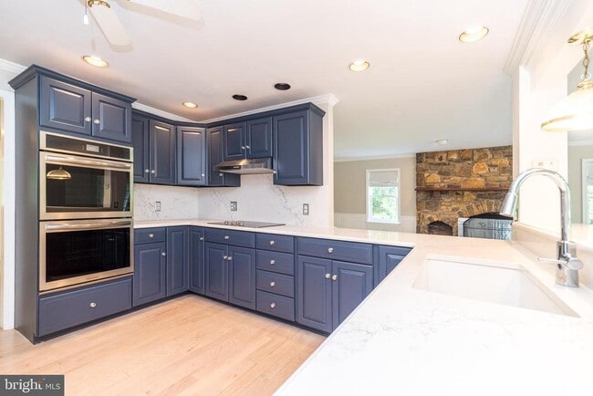 Photo - 38 Chestnut Valley Dr