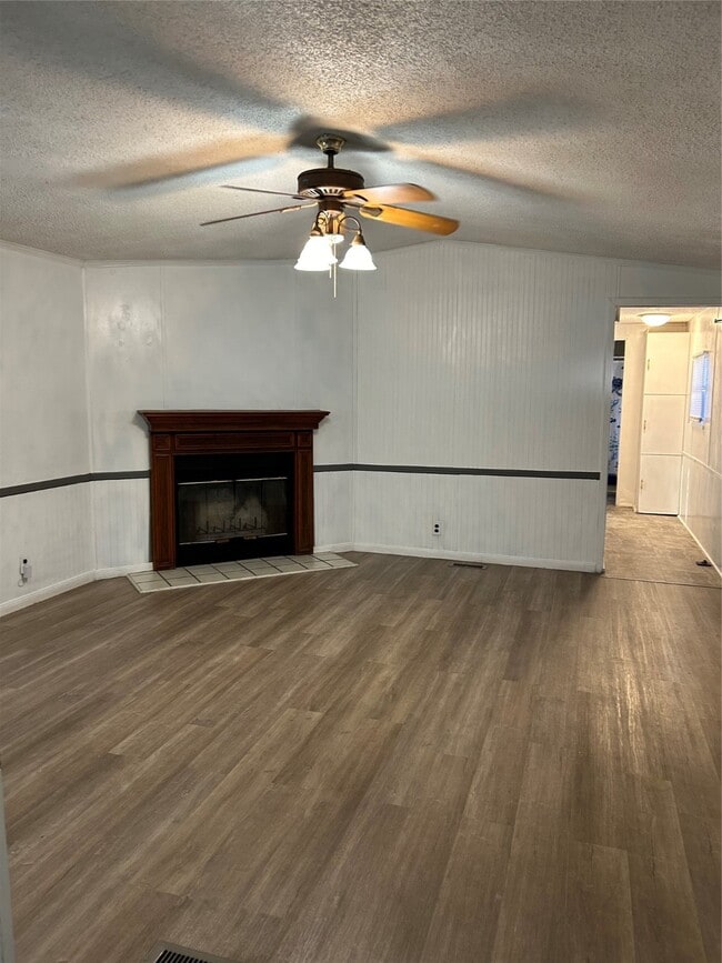 Photo - 10014 Cedar Landing Dr