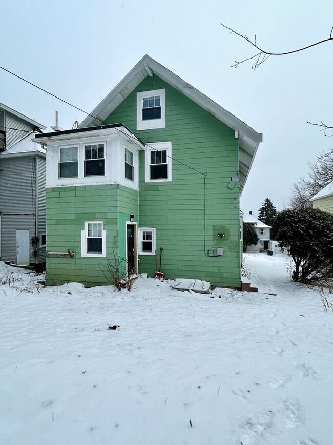 Photo - 1719 E 5th St Unit 1