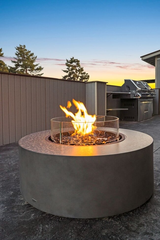 Photo - Pet friendly 2 bed 2 bath (ensuite) in ful...