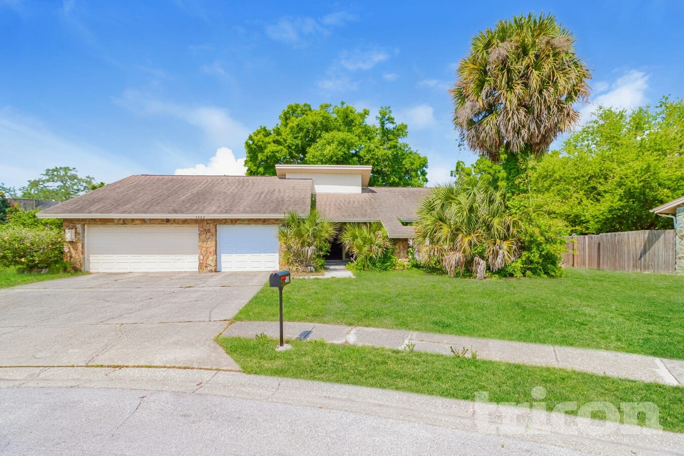 Photo - 2668 Montague Ct W