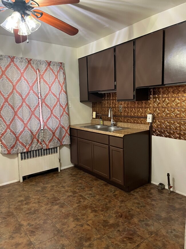 Photo - 1506 Chandler Ave Unidad Chandler