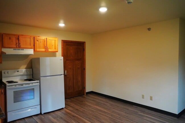 Photo - 1 bed 1 bath Simple Living- Utilities INCLUDED(even internet) Unit 1