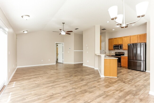 Photo - 2836 Cross Creek Dr