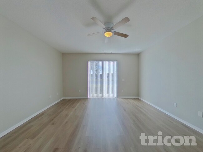 Photo - 5530 Sycamore Canyon Dr