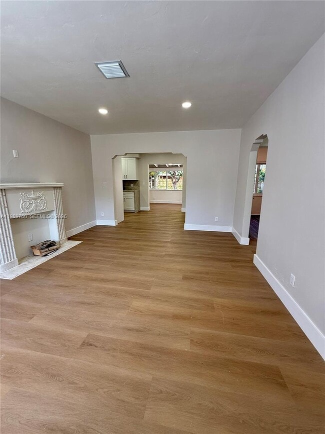 Photo - 1215 SW 15th St