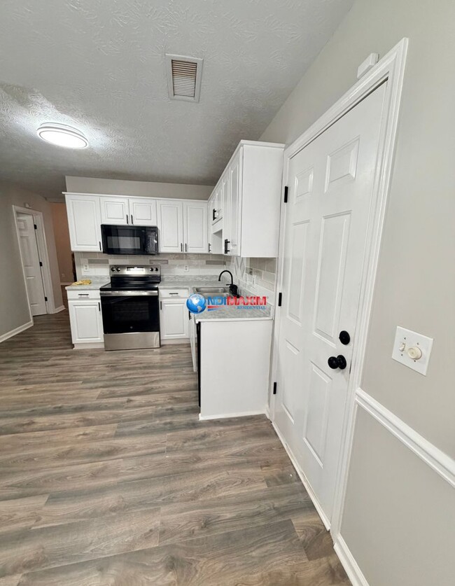 Photo - Nice UPDATED ranch in the DISCOVERY cluster in Lawrenceville