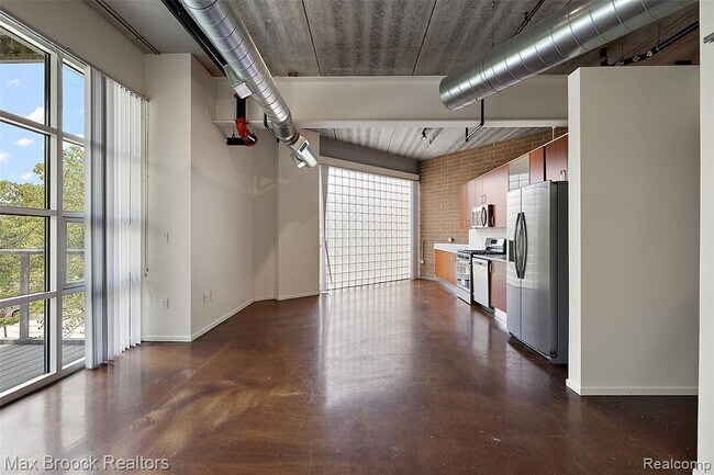 Photo - 333 E Parent Ave Unidad 14