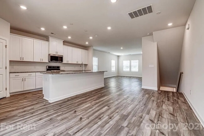 Photo - Room in Townhome on Tears Ln
