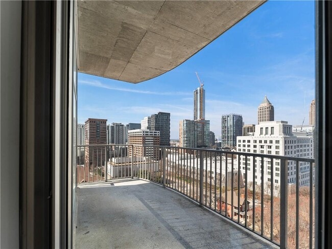 Building Photo - 943 Peachtree St NE Unit 1411