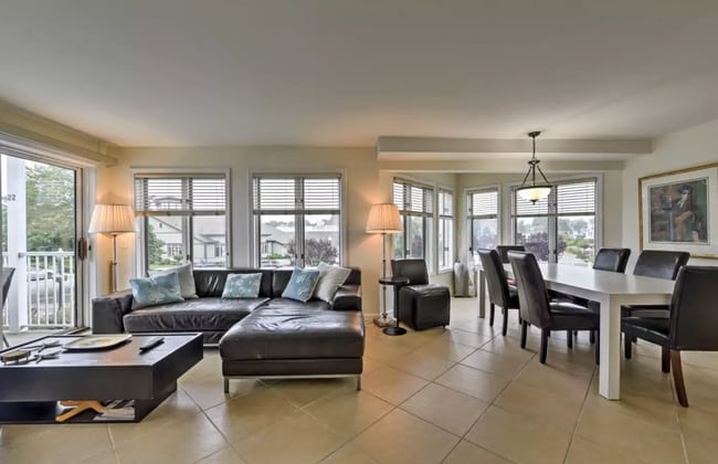 Photo - 22 Oceanside Pl