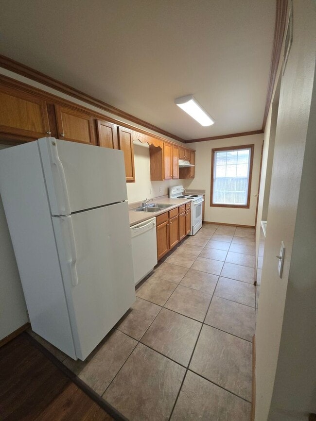 Photo - 614 E 8th St Unidad 3