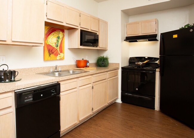 Photo - 3508 Adelphi-161.174 Unit 161.174