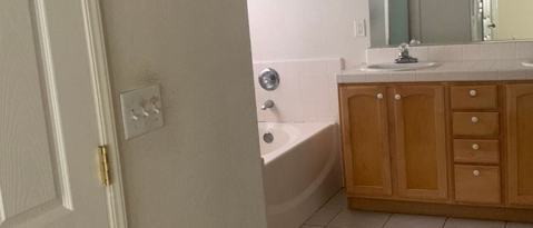 Photo - 1046 W Pebble Dr