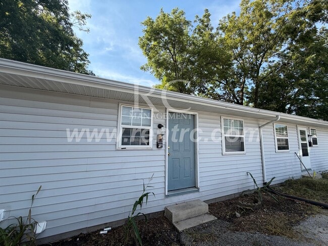 Building Photo - 125-B3 Scott-N