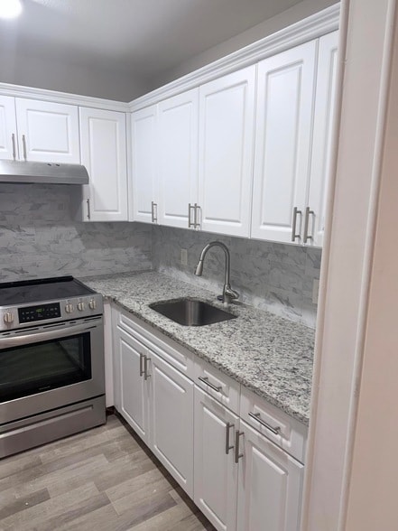 Photo - 204 Canterbury I Unit 2040