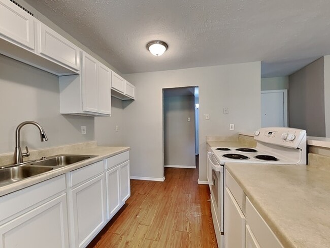 Photo - 5221 Norris Dr