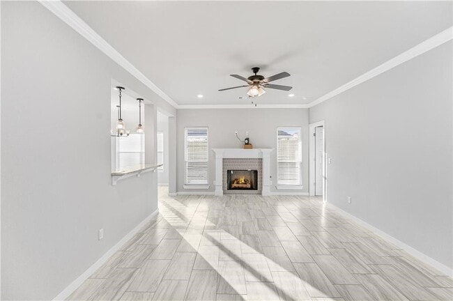 Photo - 410 Peach Ave